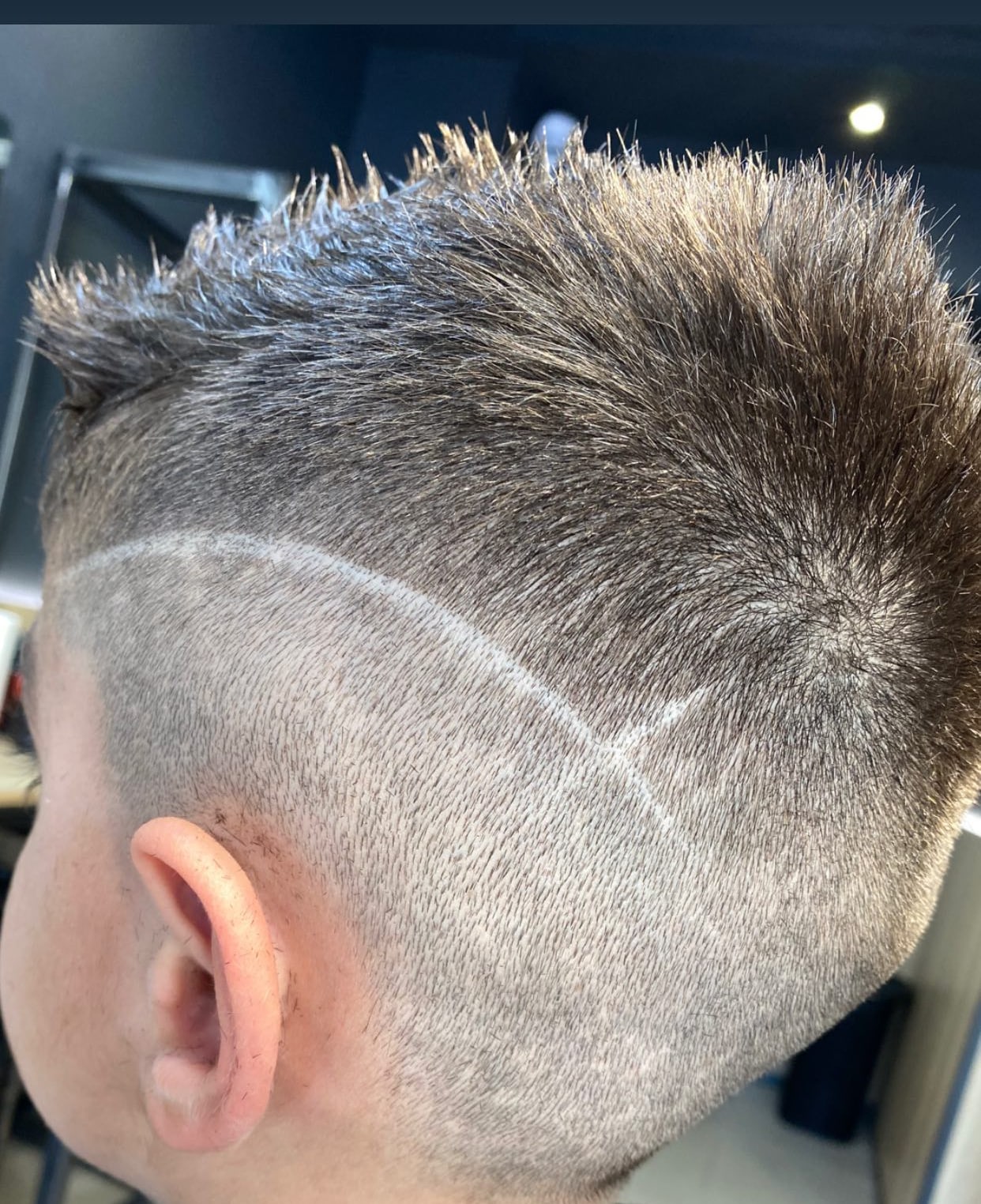 Skin fade με σχέδιο στο BARBERY No 129